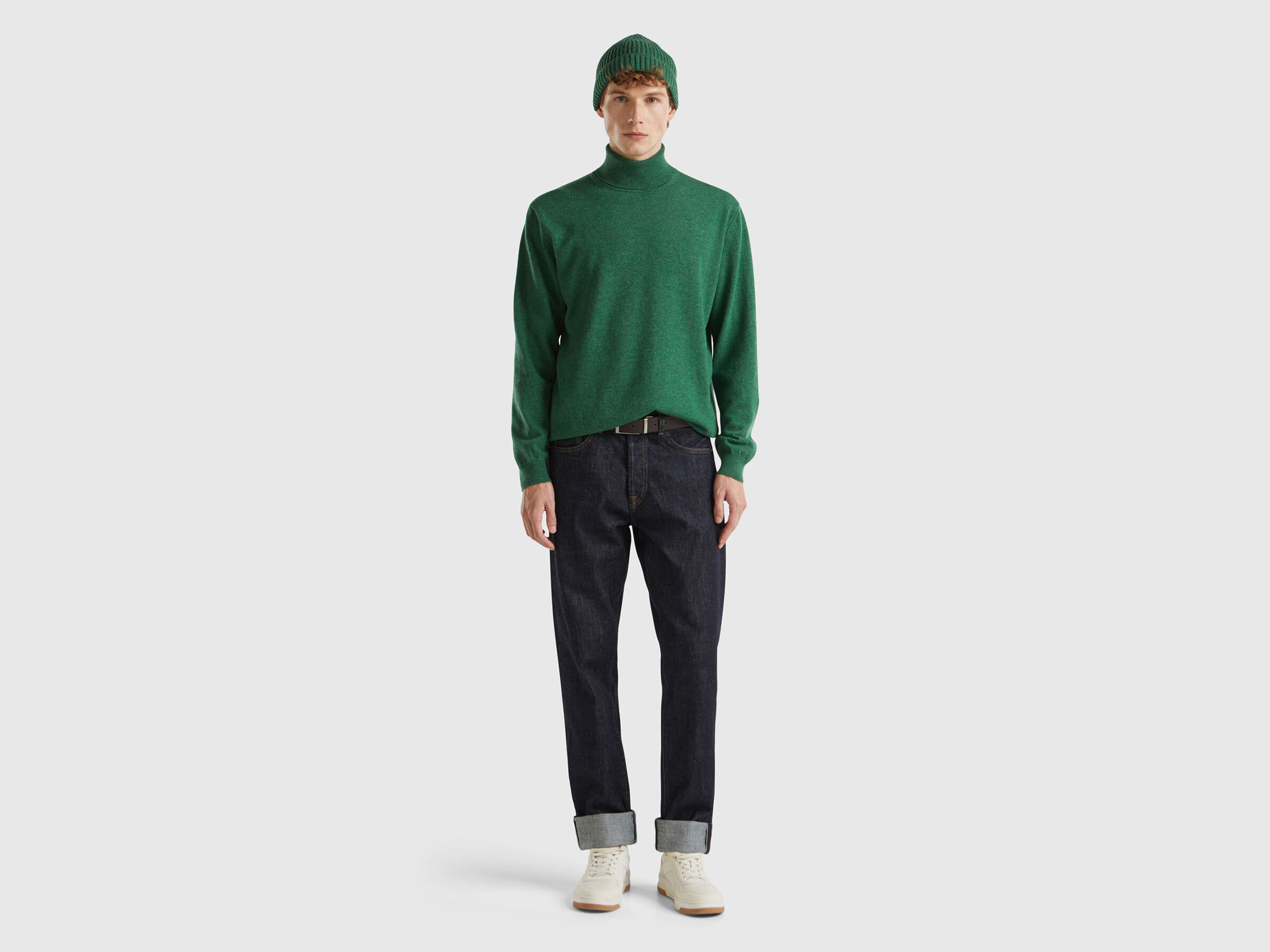 TURTLE NECK SWEATER Hombre image number 3